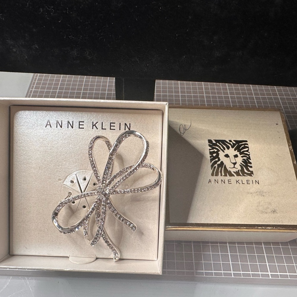 Anne Klein Sparkling Silver Ribbon Brooch
